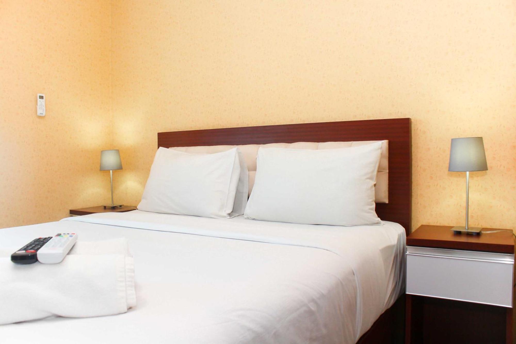 Apartemen Comfort Living At Grand Kamala Lagoon Near Shopping Center By Travelio *